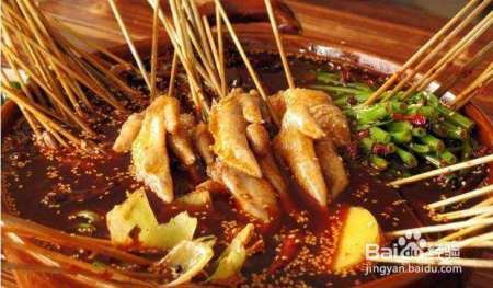 吃麻辣烫会损害人体健康？那要看你吃的姿势