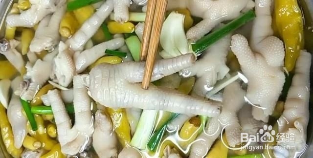 泡椒凤爪的做法