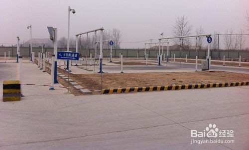 怎么过小车科目三