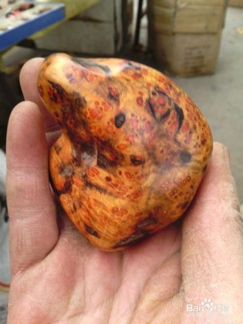 黄栌材疙瘩怎么去皮