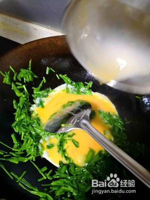 教大家做韭菜炒鸡蛋