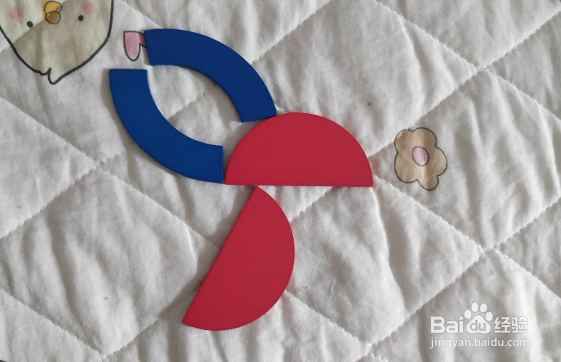 用幼儿积木怎么拼一只站着的长耳兔？