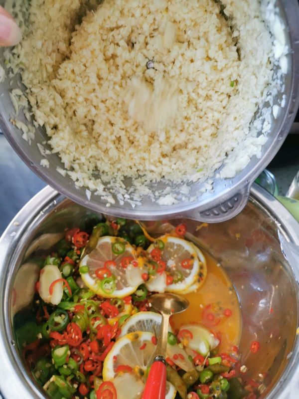 柠檬百香果泡椒凤爪