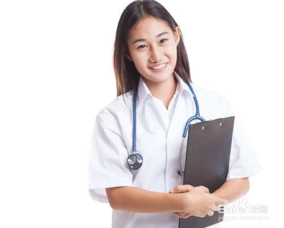 屁股上长痘痘当心被尖锐湿尤缠上！