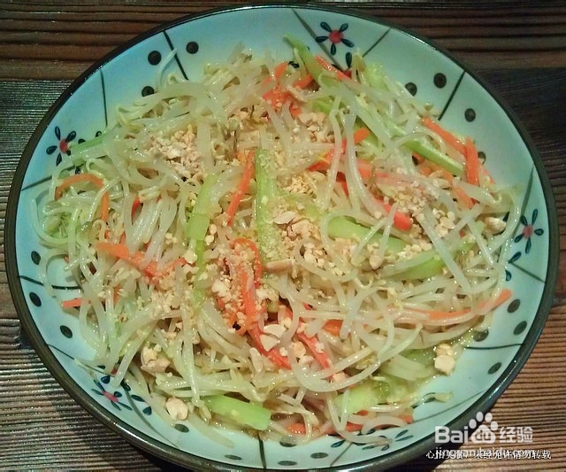 美味营养的减肥菜－－素拌银芽