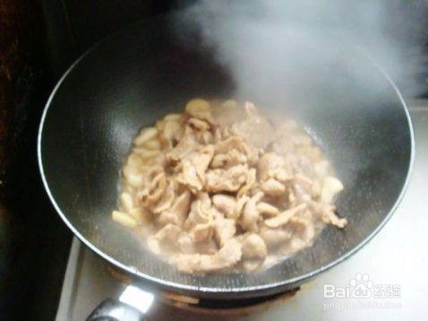 蒜爆羊肉的家常做法