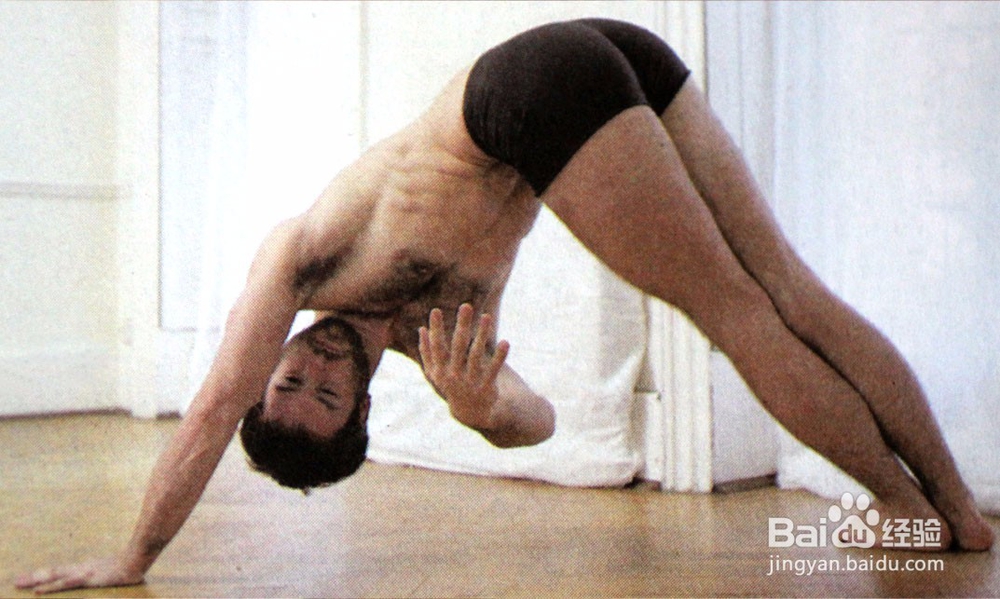 瑜伽体式、侧三角式