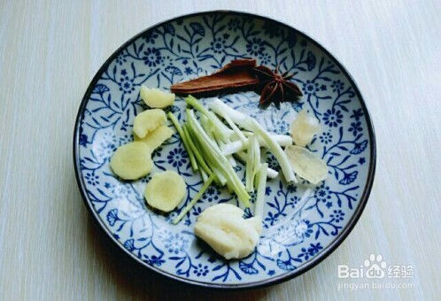 小鸡炖粉条是怎么做的?家常做法教程