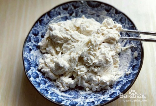 酸辣土豆丝卷饼是如何做的？家常教程