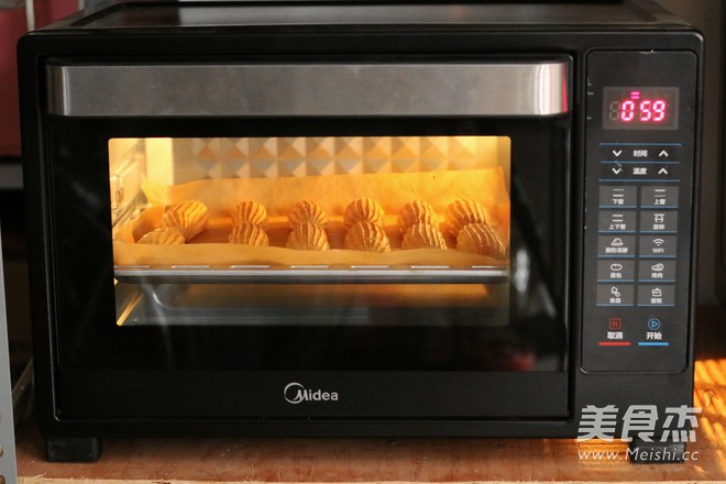 卡仕达闪电泡芙