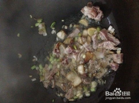 胡萝卜白菜炒油豆腐