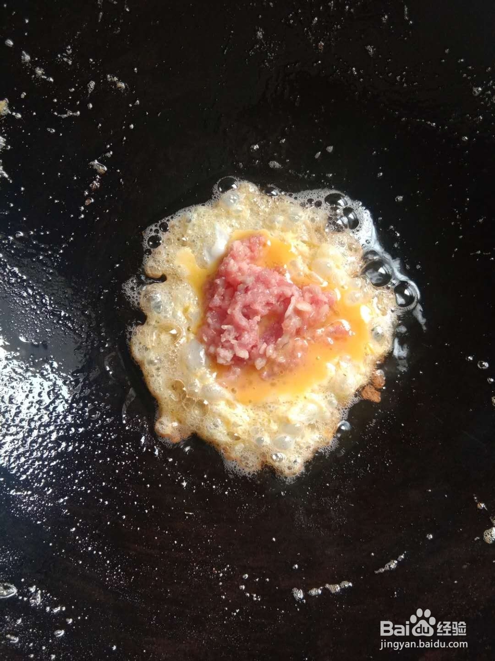 在家煎出好吃的蛋饺