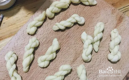 如何制作脆麻花？