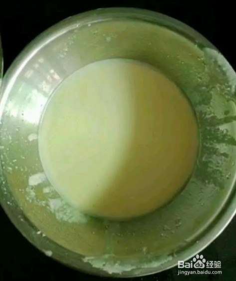 如何做美味的电饭煲鸡蛋饼
