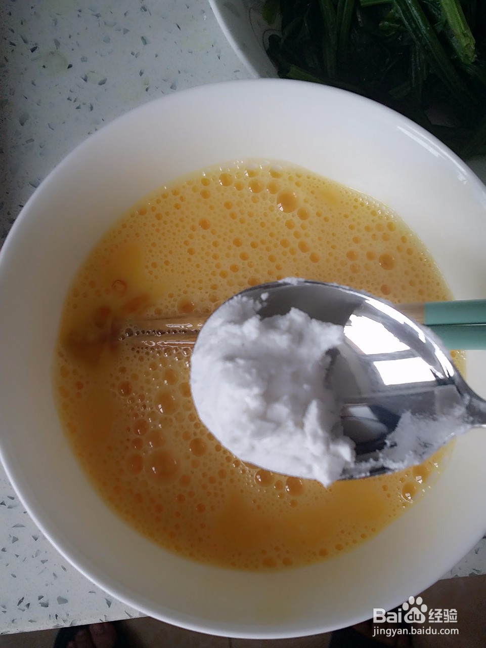 菠菜鸡蛋补铁有营养