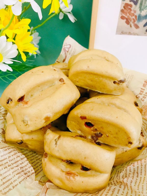 葡萄干荞麦馒头