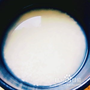 石锅港式煲仔饭的做法