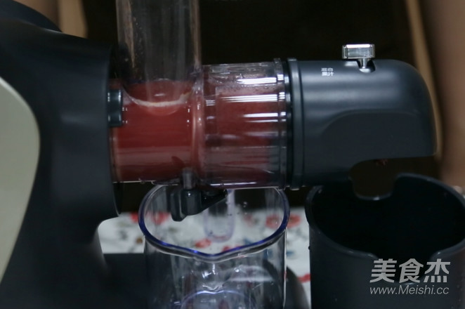 西瓜葡萄汁的做法