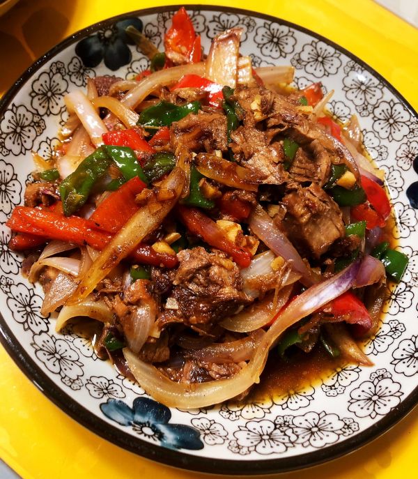 青椒洋葱炒牛肉