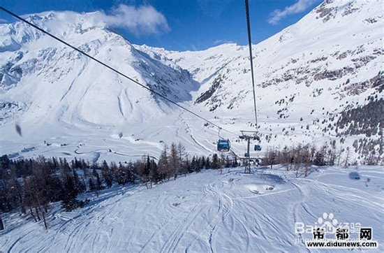 十大令人享受美景与运动所带来刺激的滑雪胜地