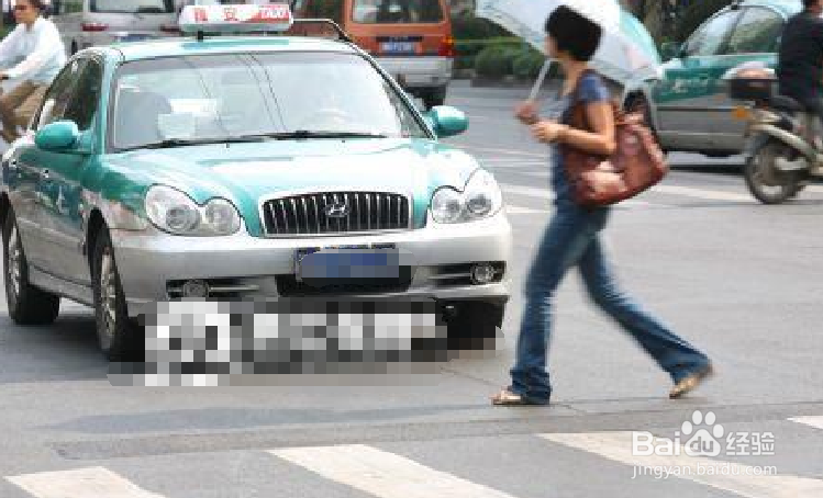 行人如何礼让斑马线