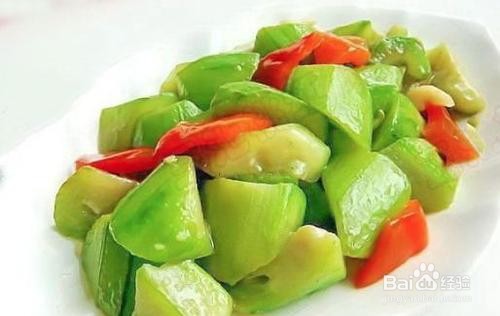 彩椒清炒丝瓜