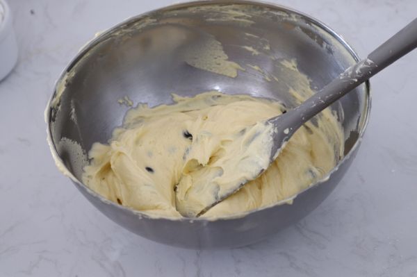 百香果蓝莓磅蛋糕