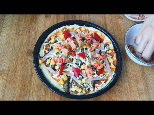 麻辣小龙虾披萨