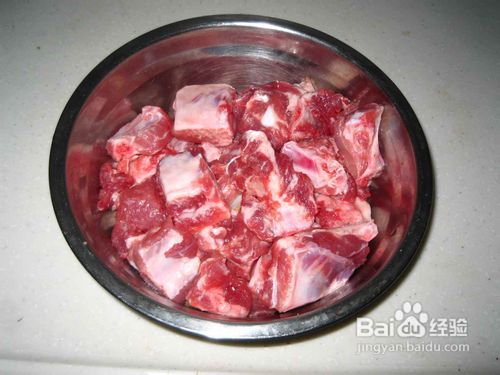 猴头菇炖排骨汤的做法