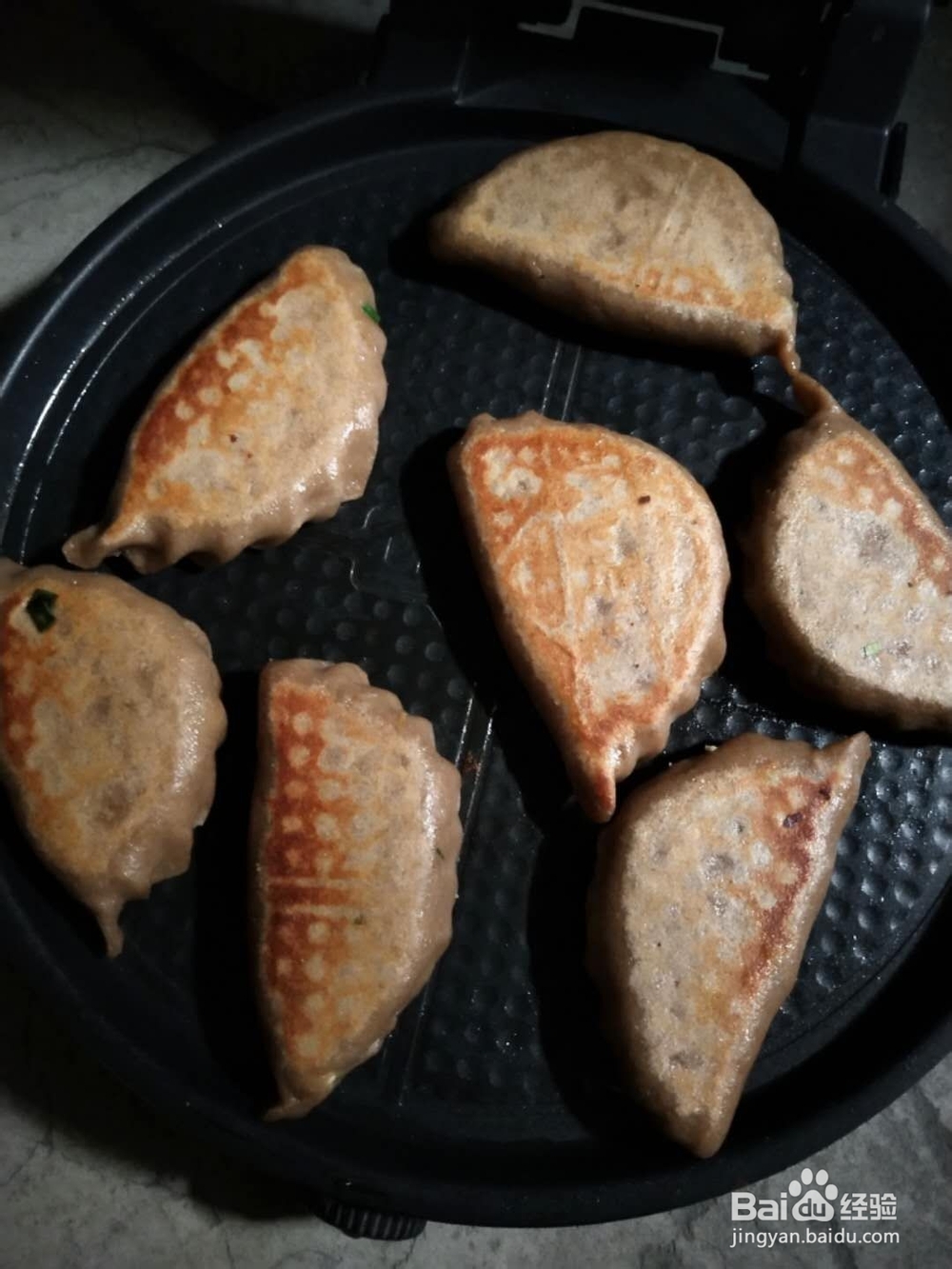 超级过瘾的麦粉韭菜鸡蛋饺