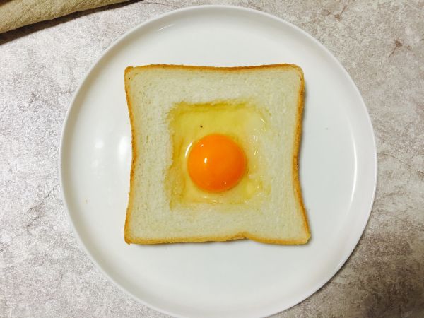 芝士太阳蛋吐司