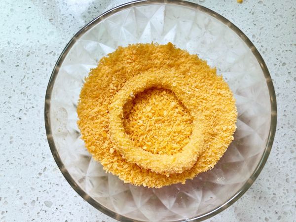 零食物语丨无油低脂香酥洋葱圈