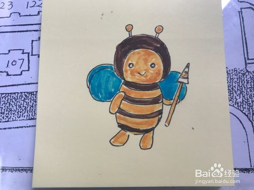 如何绘制一只拿着剑的小蜜蜂？