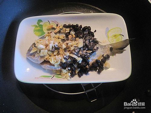 蒜头豆豉蒸海鱼