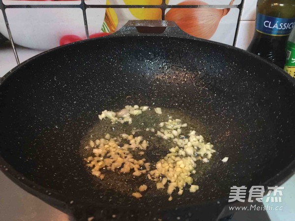 杂炒虾仁的做法