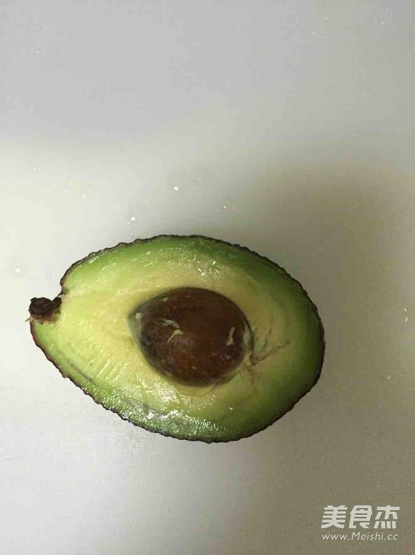 牛油果鸡蛋饼