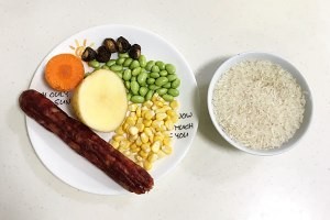 腊肠土豆脱糖饭