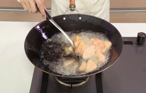 家常菜:拔丝红薯