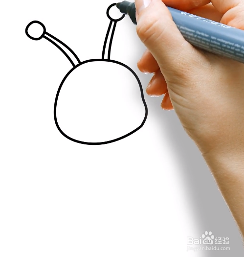 如何画可爱的毛毛虫？