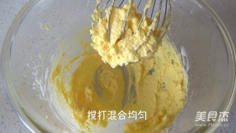 香草杏仁粉磅蛋糕
