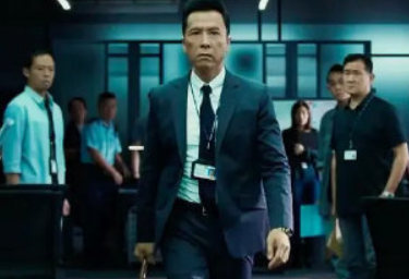 《怒火重案》中有哪些看着不合理的戏份