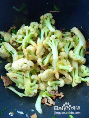 菜花炒肉怎么做