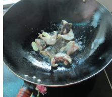 清淡豆腐柴鱼汤的做法