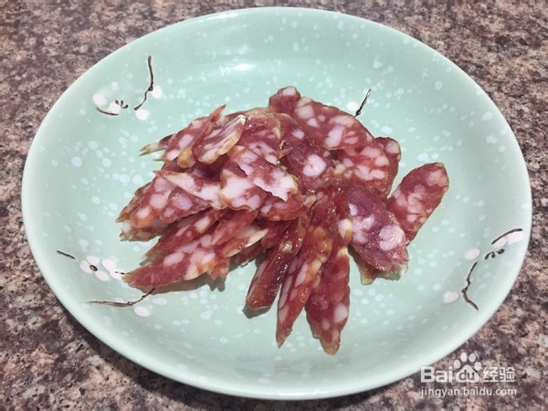 四季豆炒腊肠的做法