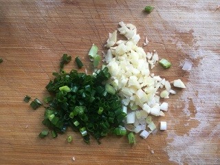 炒圆白菜怎么做？