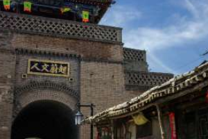 暖泉古镇怎么游玩？