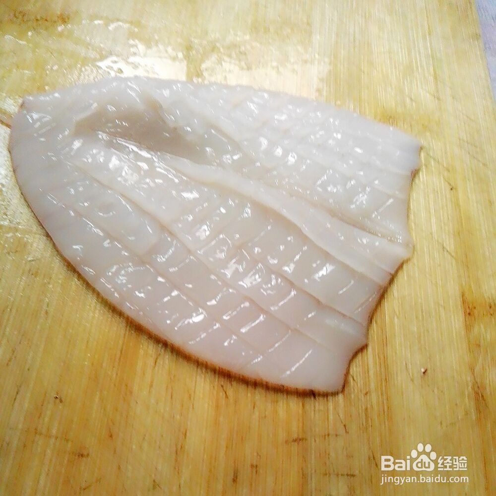 原汁原味养生菜----鱿鱼炒西兰花怎样做