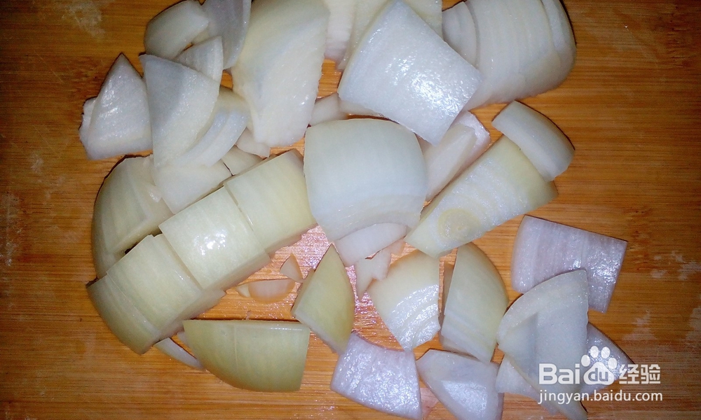 家常炒菜——鸡肉圆葱炒鸡蛋的做法