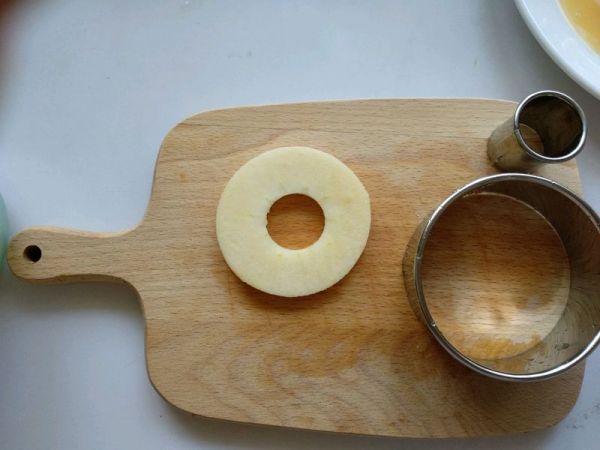 苹果豆沙甜甜圈