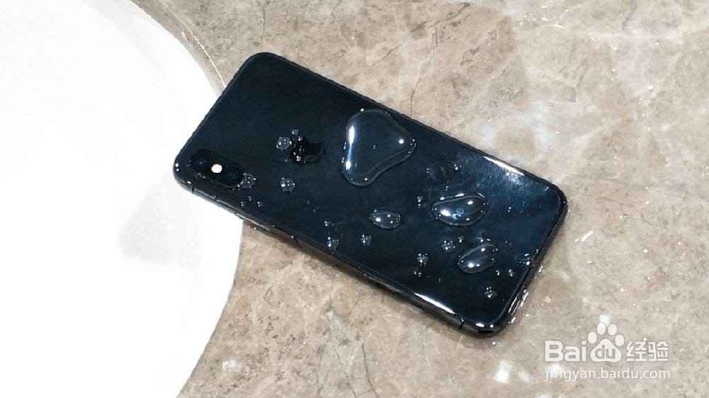 屏幕进水了有水迹怎么解决